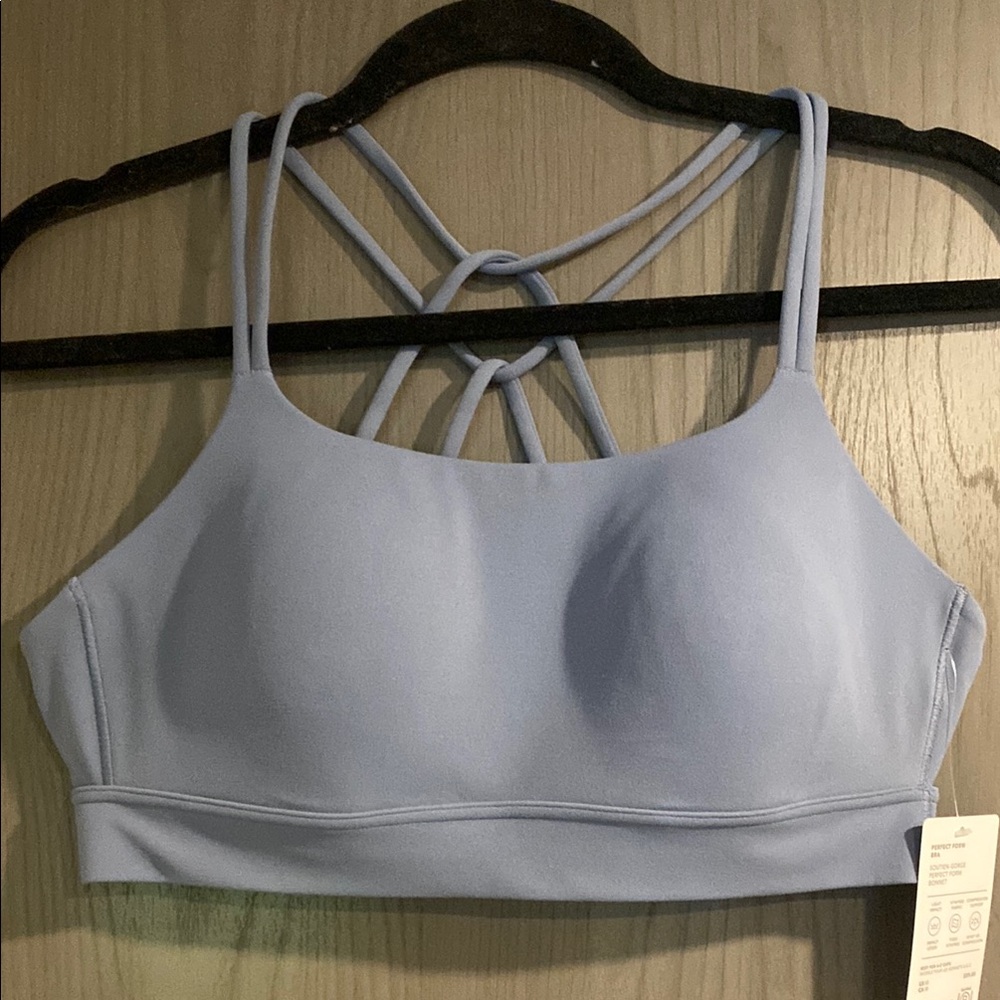 Athleta Blue Sports Bra Seamless Design